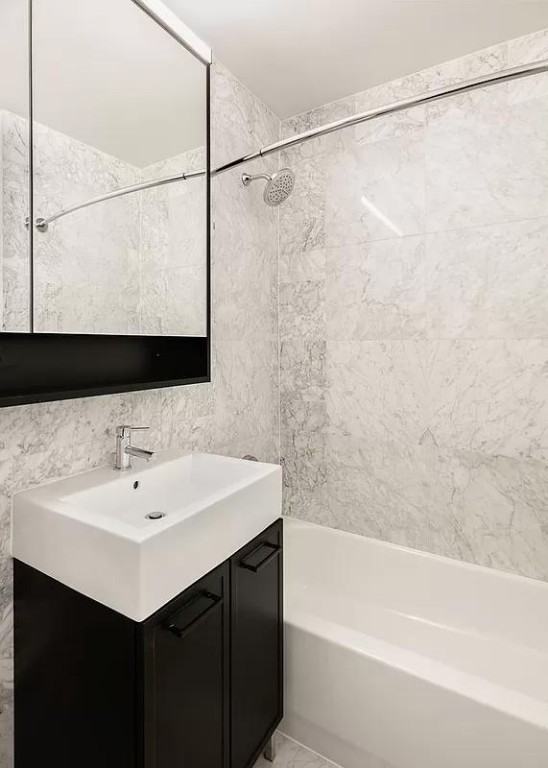 Wall St #17A - Photo 3 of 15