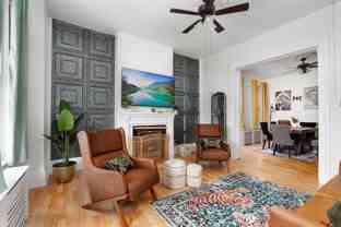 2721 West Congress Parkway - Photo 1 of 1