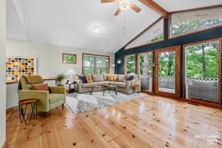 20410 Valley Dr - Photo 1 of 1