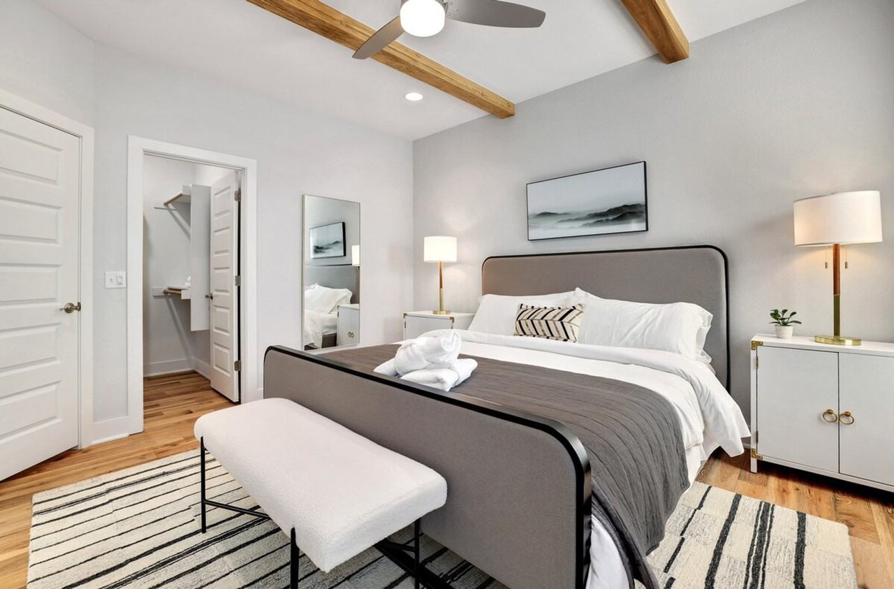 2345 E Amherst Aly #1221843P - Photo 5 of 30