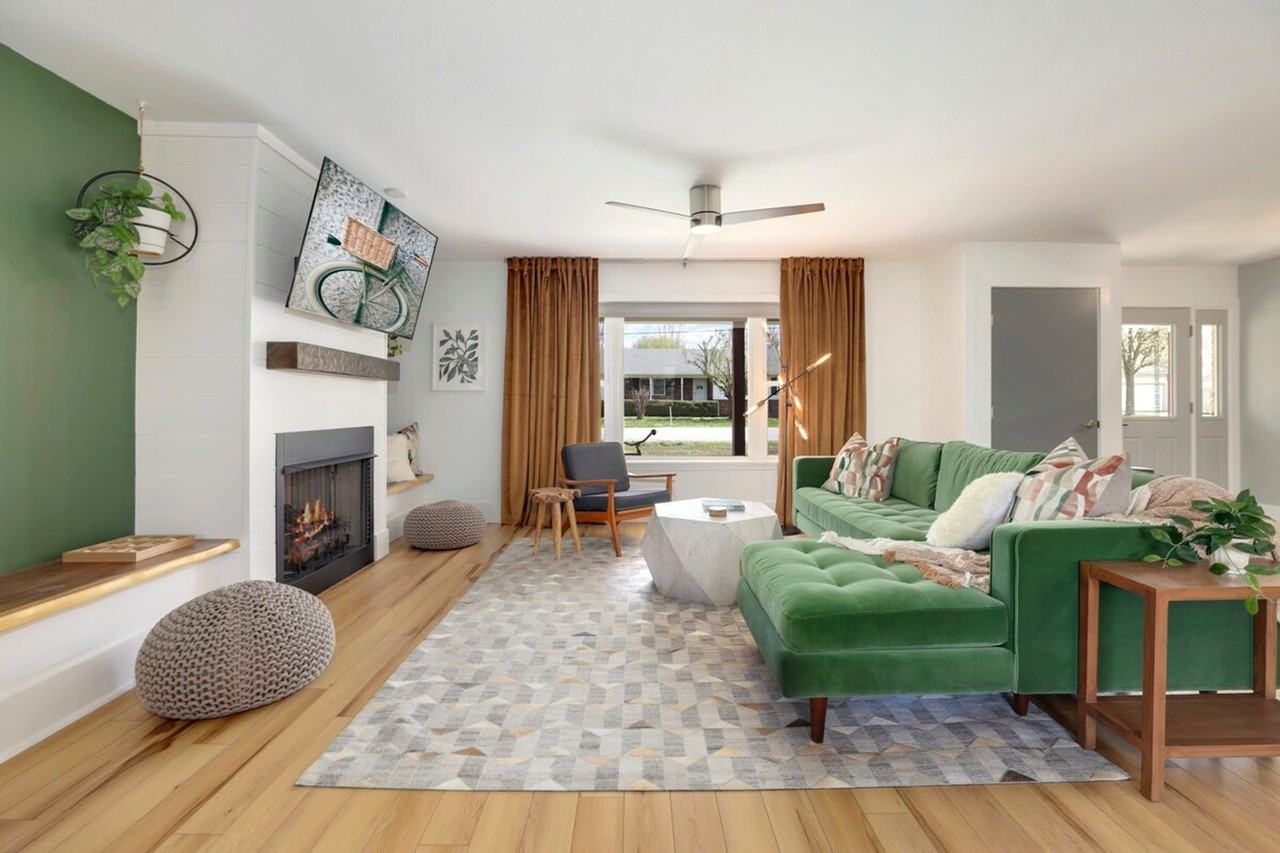 705 Nw J St #1221874P - Photo 4 of 40