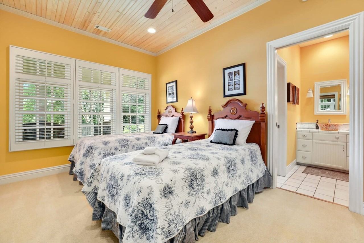 18440 Ponderosa Dr #1221883P - Photo 6 of 26