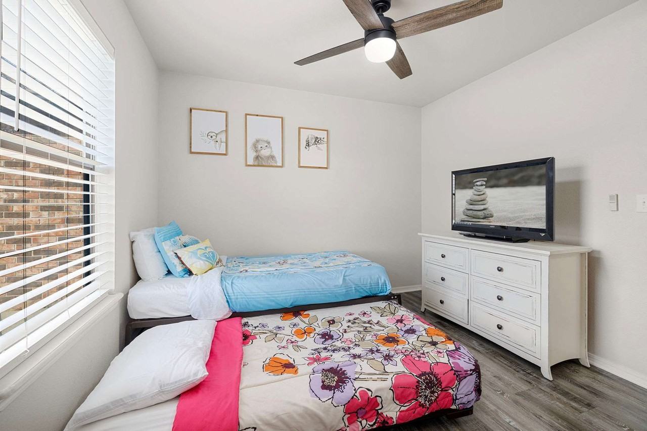 3028 N Malinda Dr #1221936P - Photo 7 of 23