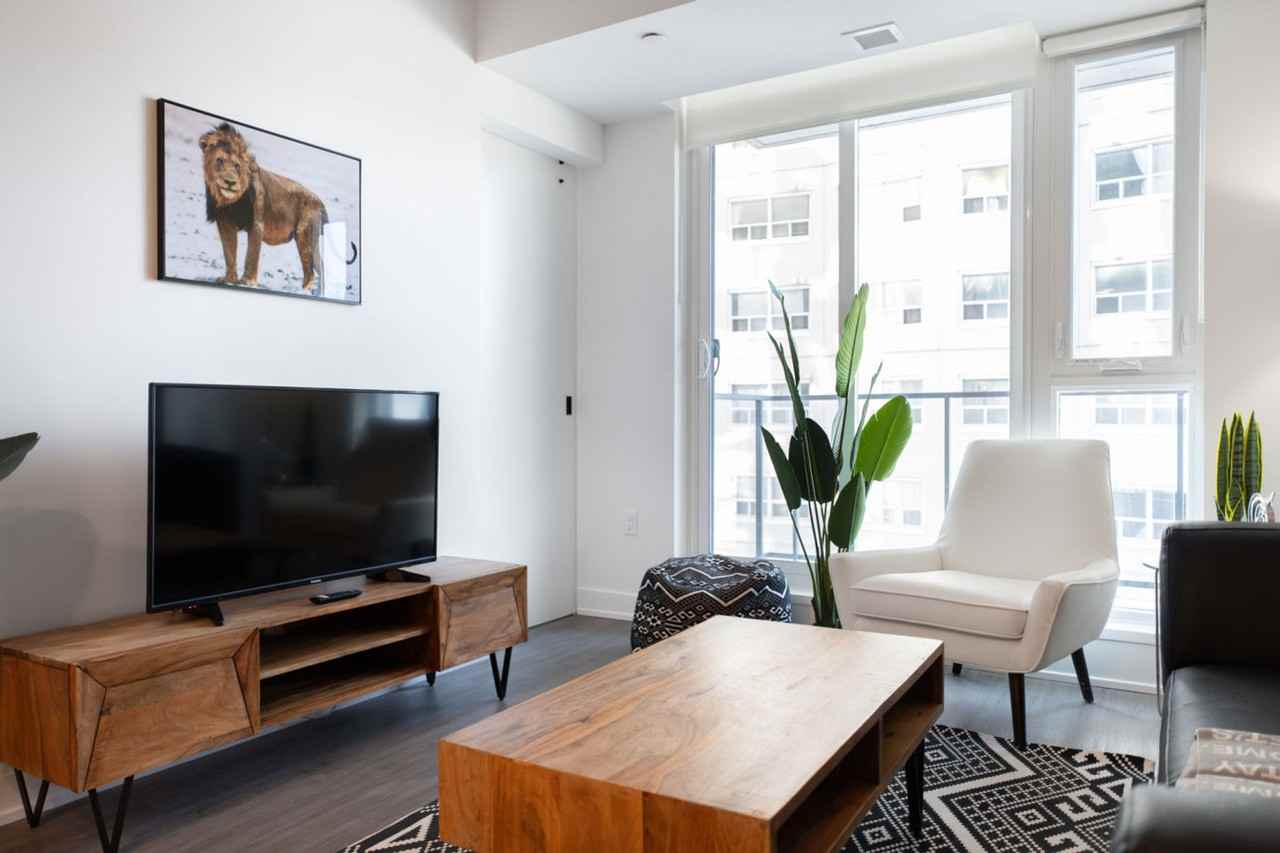 90 Champagne Ave S #1223085P - Photo 5 of 30