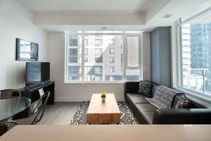 featured image of 90 Champagne Ave S