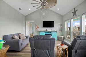 featured image of 970 S Jacks