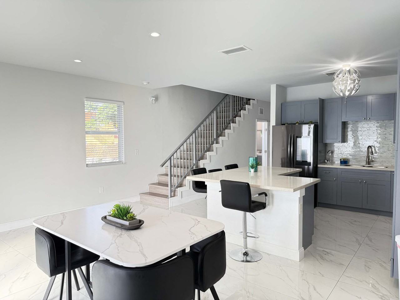 1968 Nw 25th Ave #1225781P - Photo 6 of 23