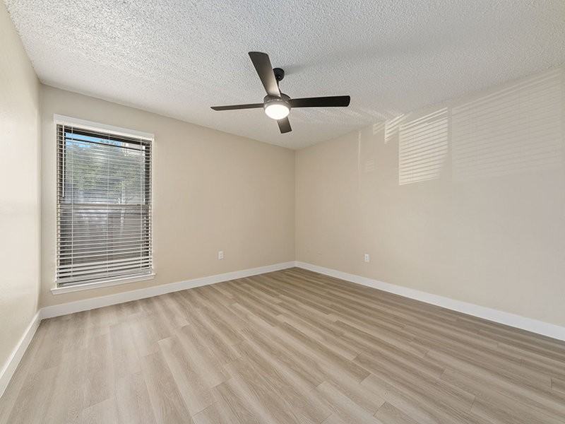 Villas on Rosemeade West - Photo 3 of 16