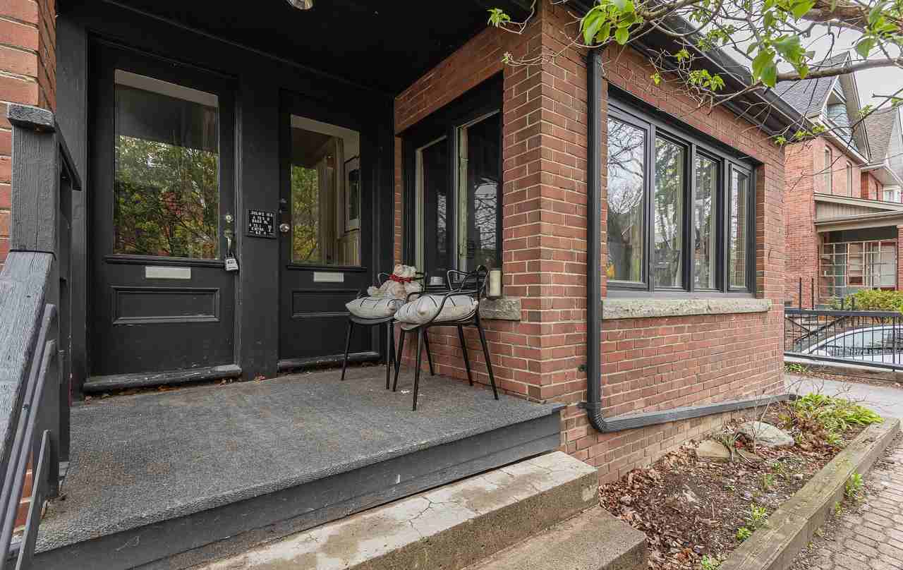 312 Quebec Avenue #2 - Photo 4 of 39