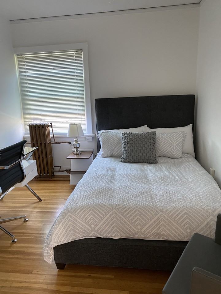 1045 West 11th Avenue #7 - Photo 7 of 15