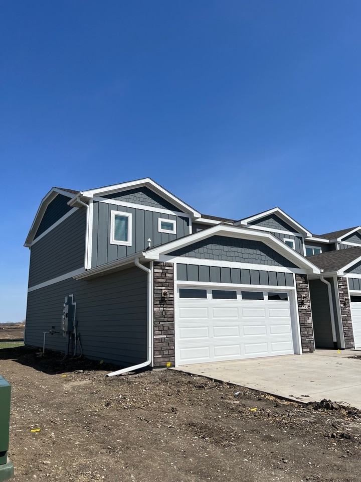 233 Nw Greenway Pl - Photo 6 of 21