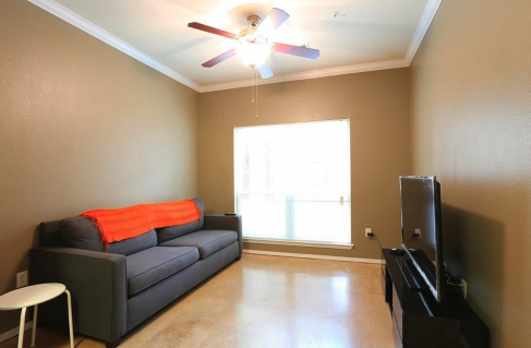 910 West 25th Street #1-225 - Photo 2 of 8