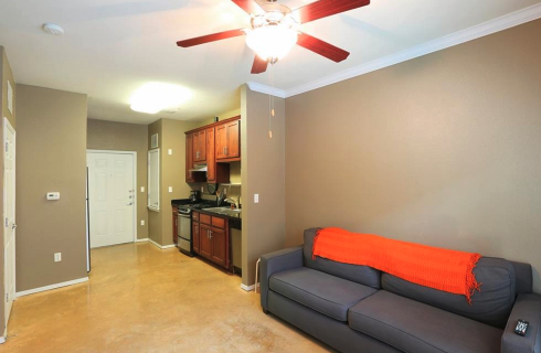 910 West 25th Street #3-664 - Photo 5 of 8