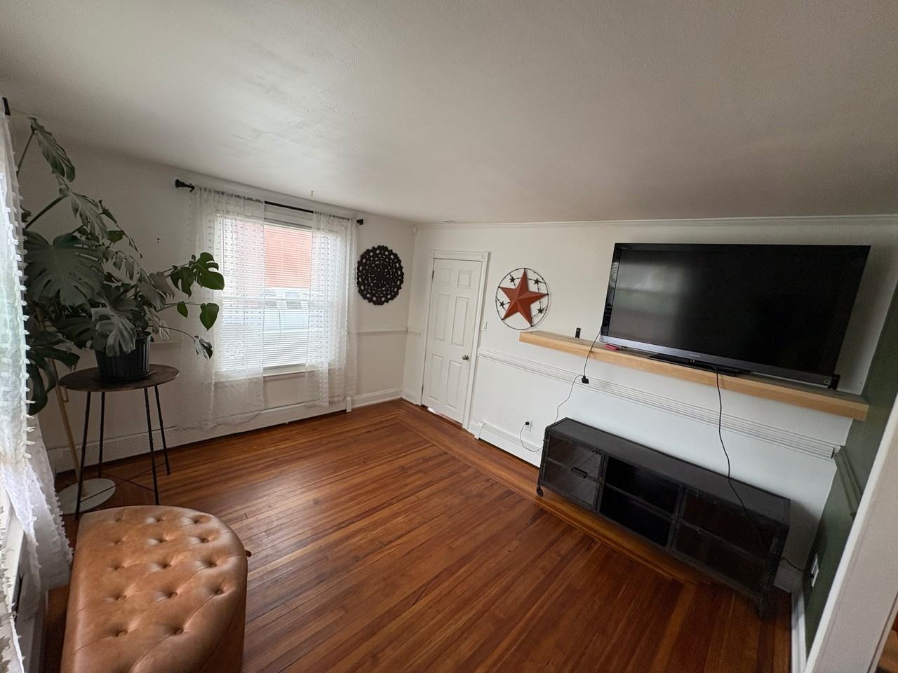 44 Academy St #1stFL - Photo 3 of 11