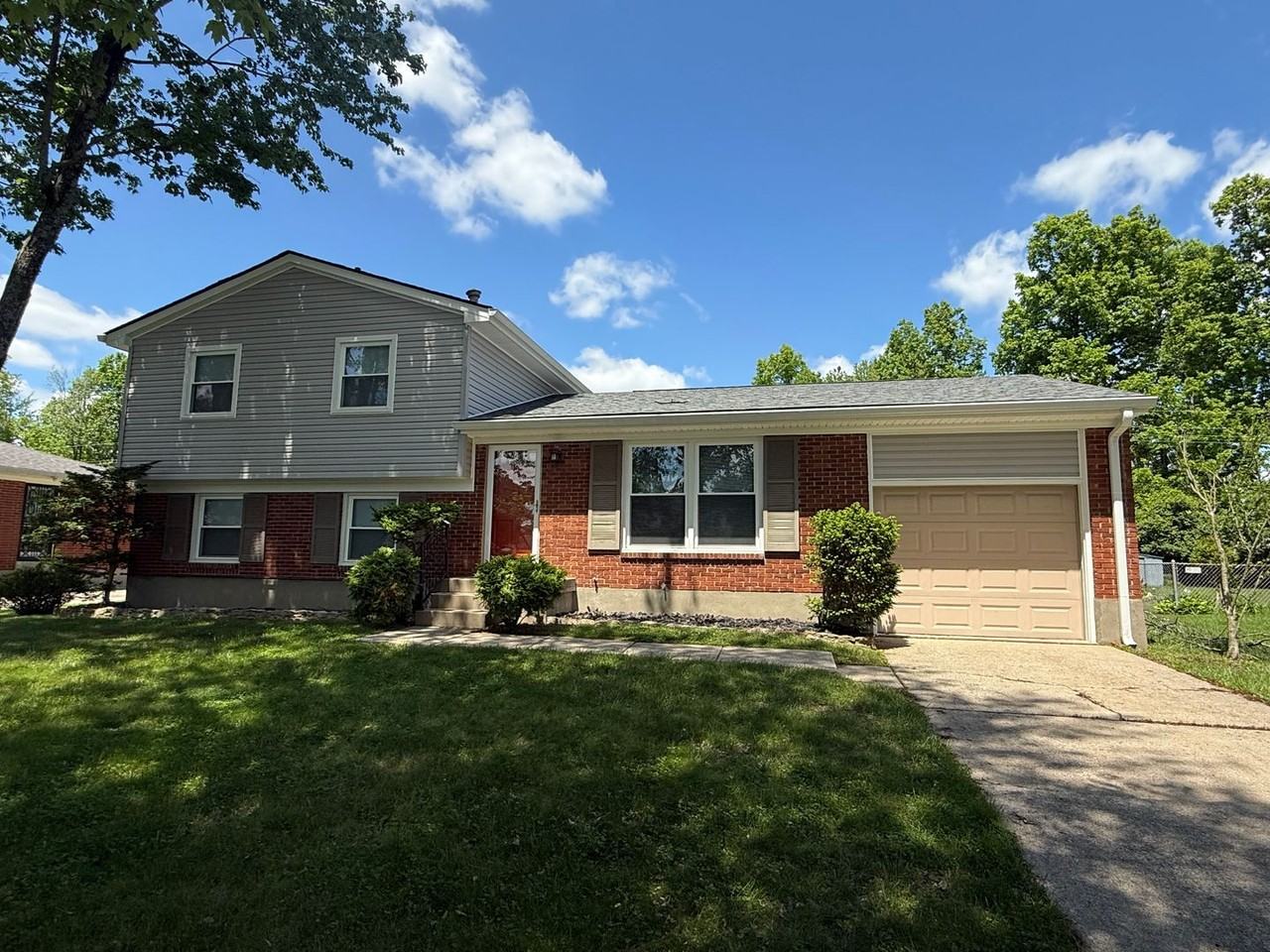 8217 Zelma Fields Ave - Photo 2 of 16