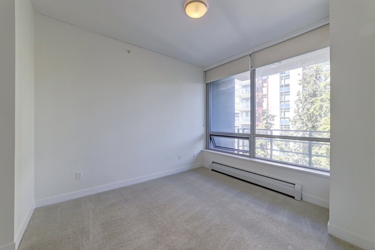 9060 University Crescent - Photo 6 of 21