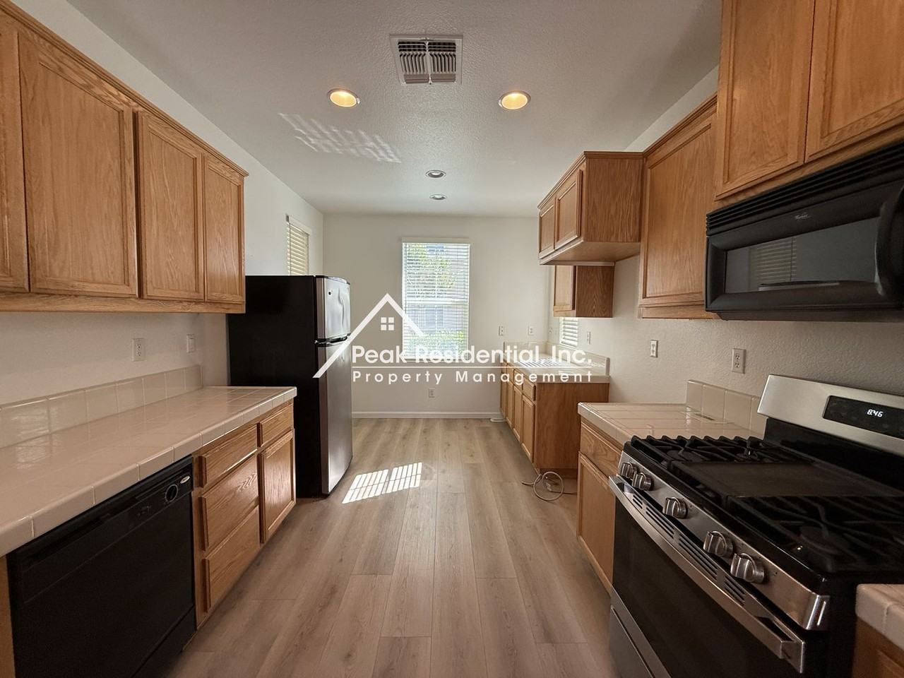 360 Wapello Cir - Photo 6 of 24