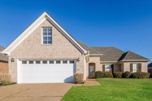 featured image of 2700 Cherry Tree Dr