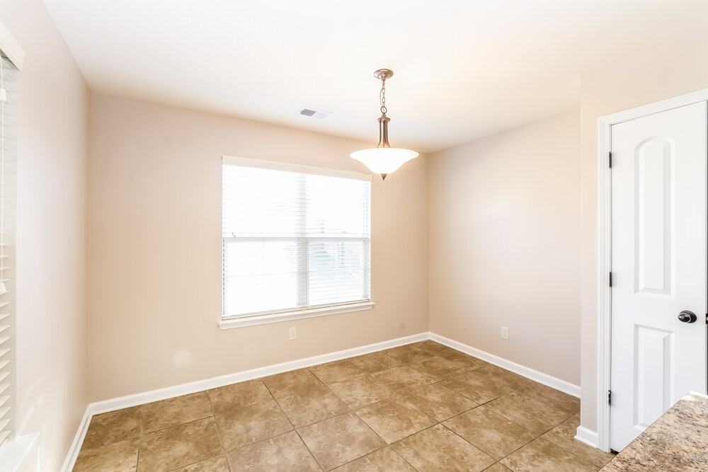 2700 Cherry Tree Dr - Photo 5 of 16
