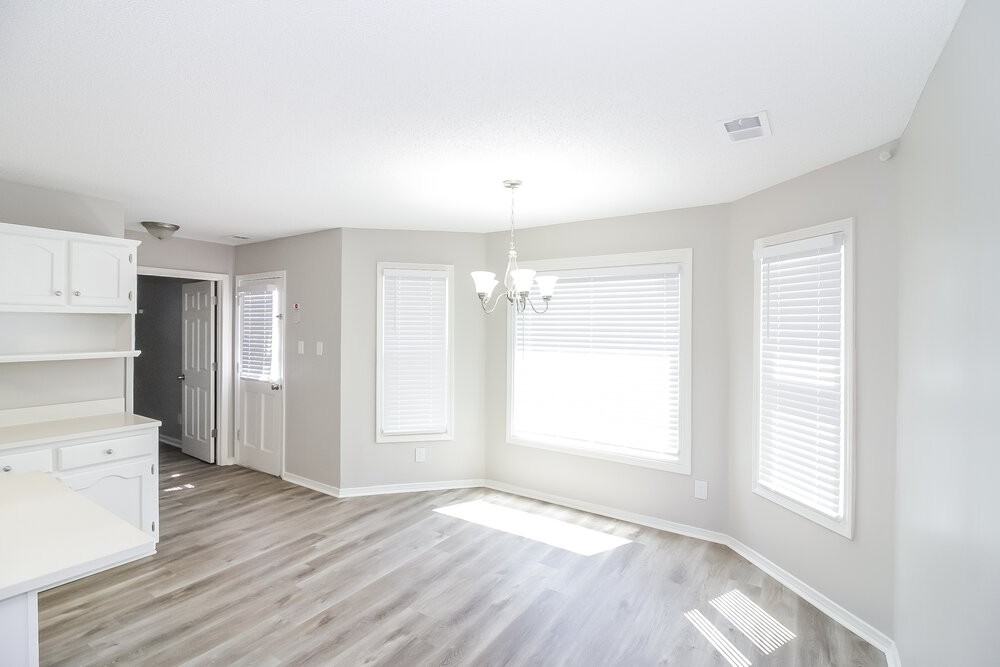 8959 Raspberry Ln - Photo 6 of 17