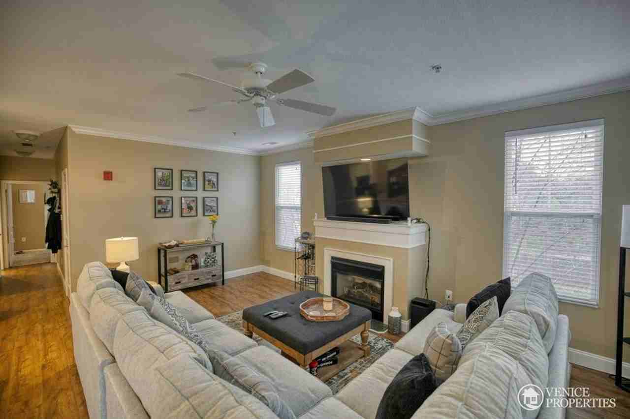 1789 1789 Drayton Court - Photo 2 of 22