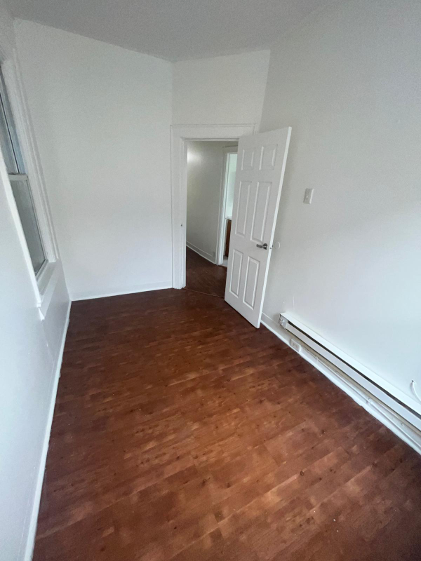 269 280 Verona Avenue #V4 - Photo 5 of 17