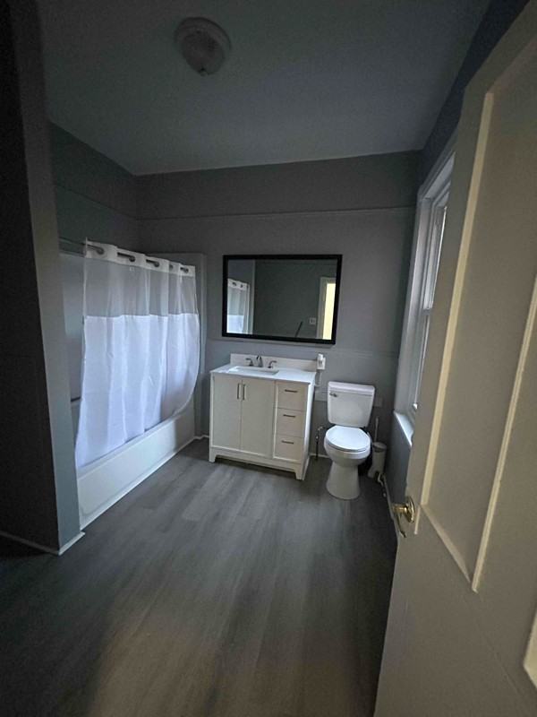 1146 Franklin St #2 - Photo 3 of 6