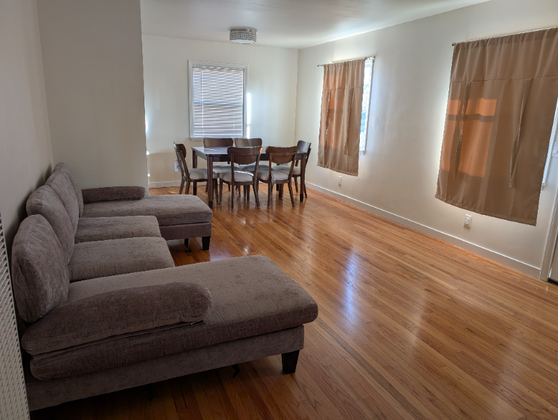 1719 W 110th St - Photo 3 of 7