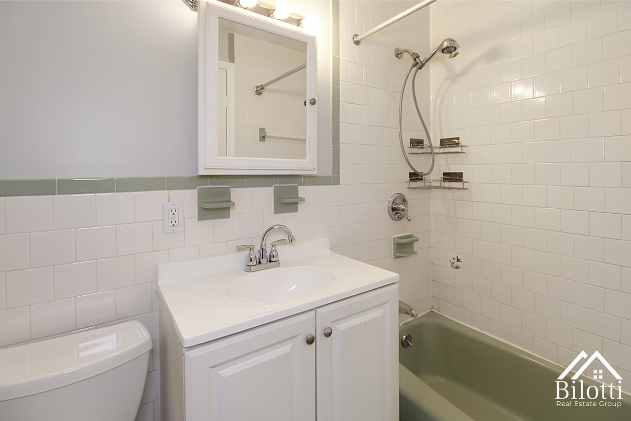 1250 South Broadway - Photo 7 of 23