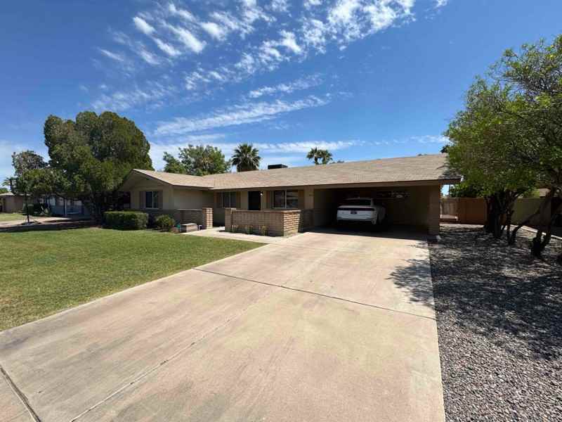 1909 E La Jolla Dr - Photo 3 of 13