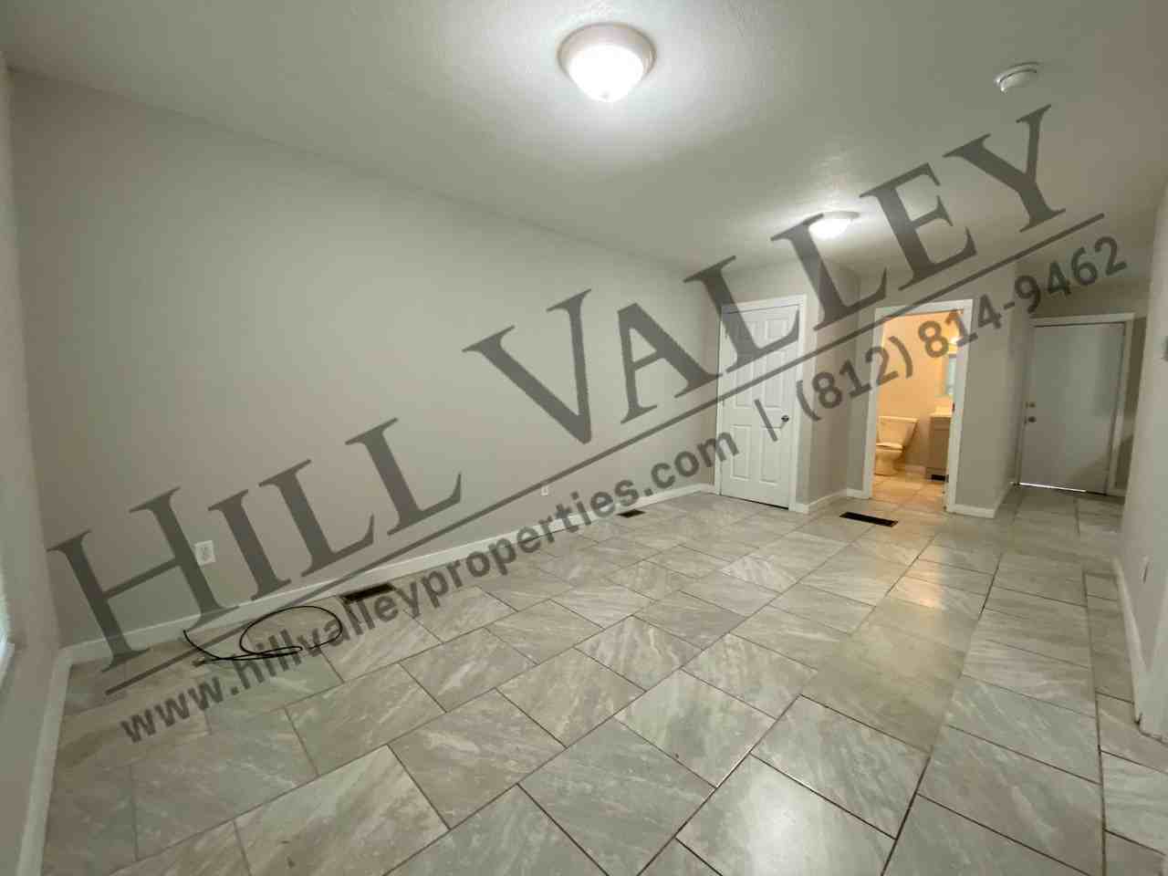 2542 Dean Ave - Photo 3 of 14