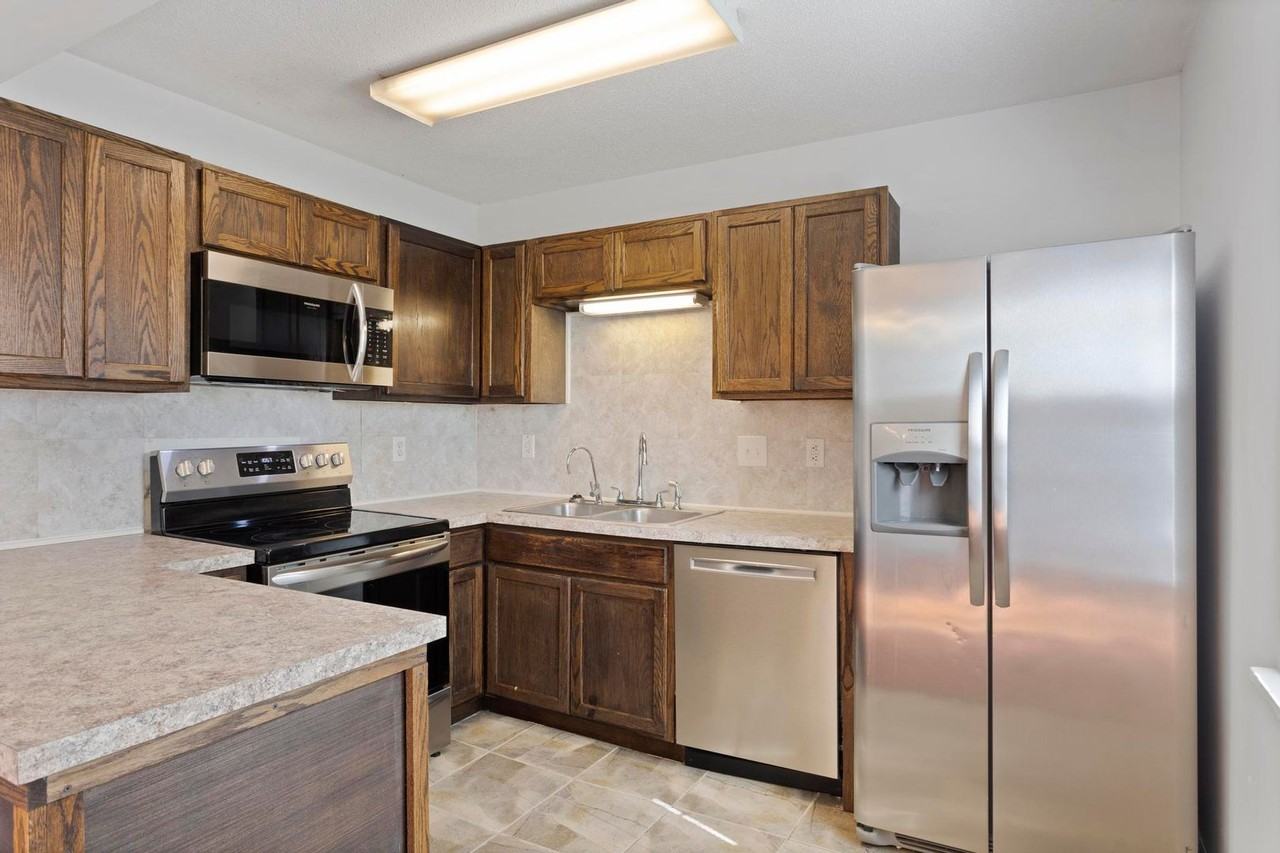 352 Palamino Trl - Photo 3 of 20