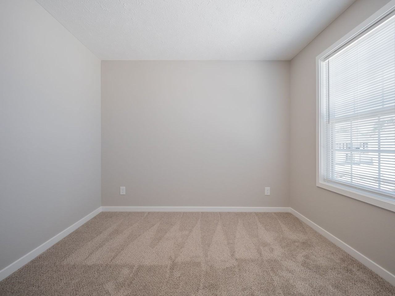 The Kingston of North Olmsted - Photo 6 of 25