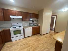 900 Wescott Sq - Photo 1 of 1