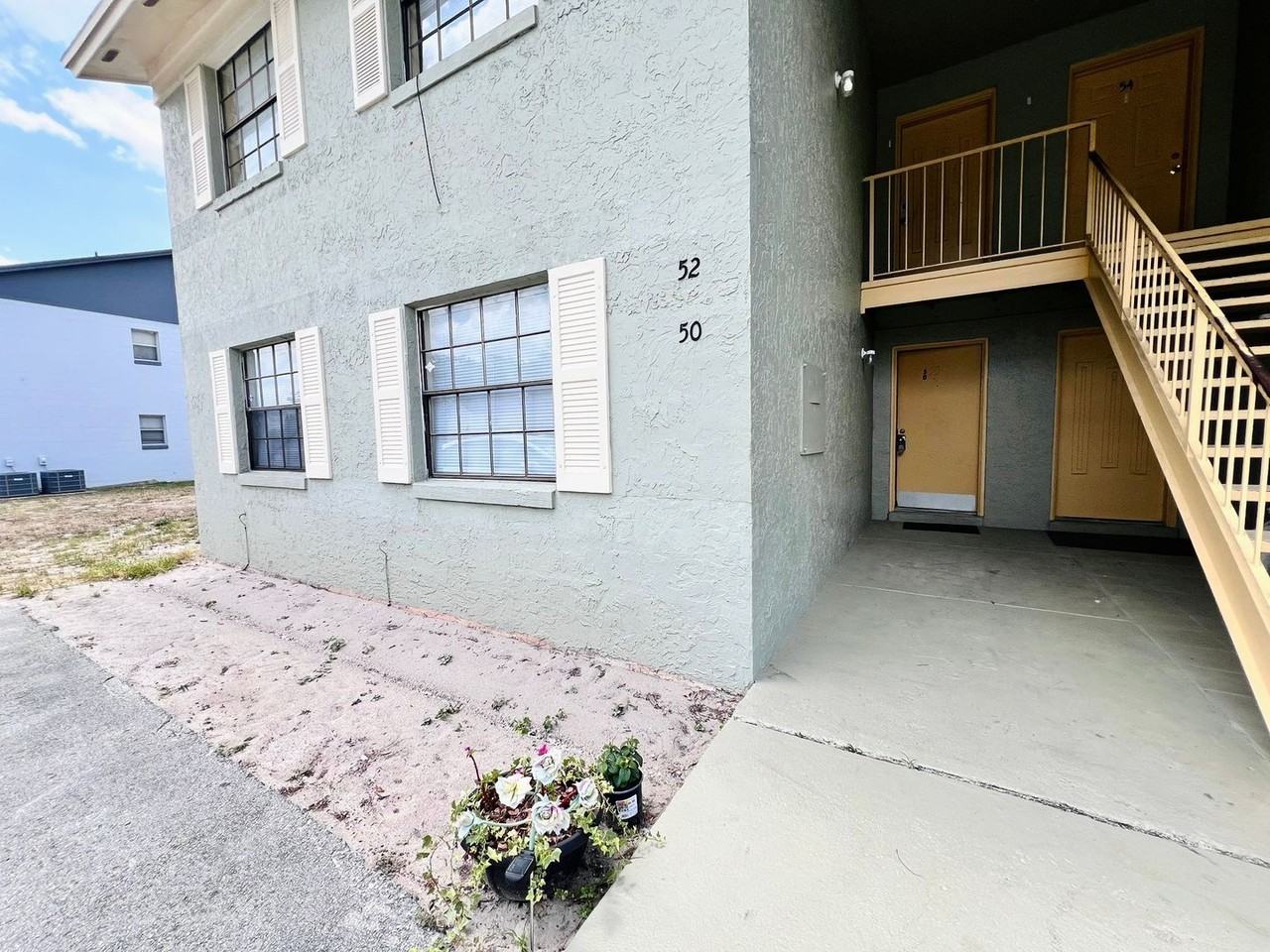 50 N Fairfax Ave - Photo 2 of 17