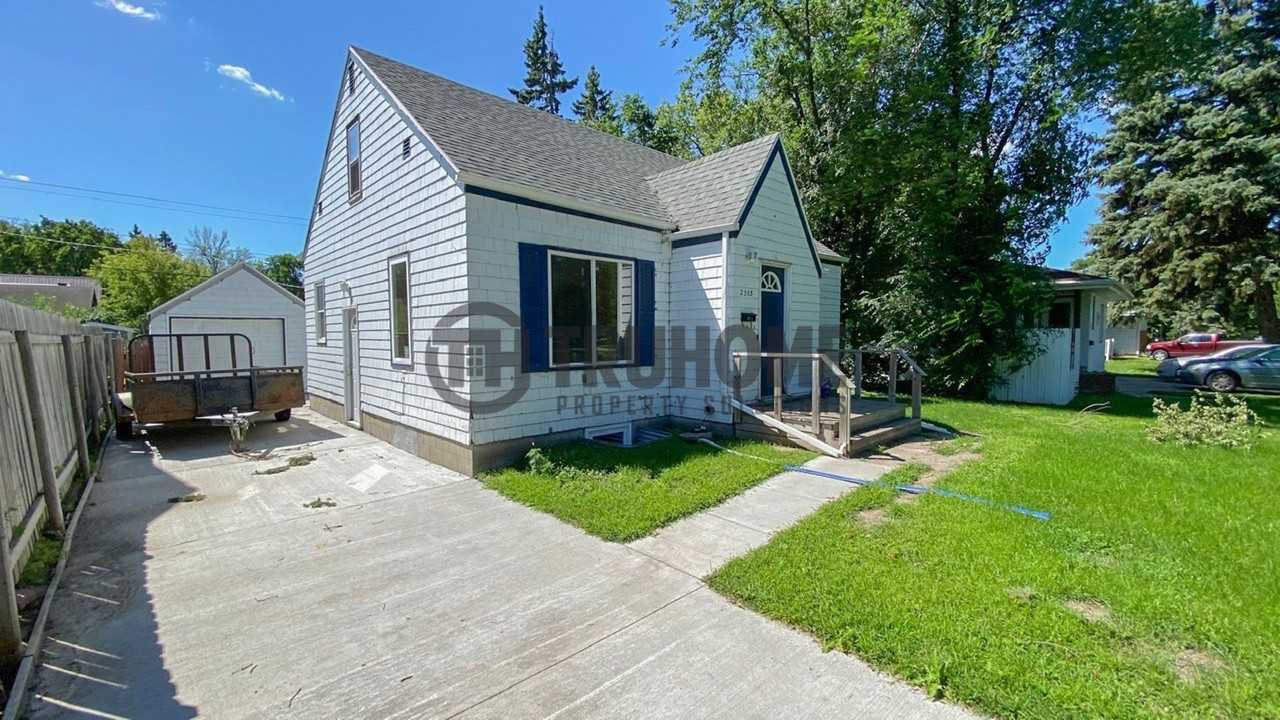 2305 University Ave - Photo 2 of 32