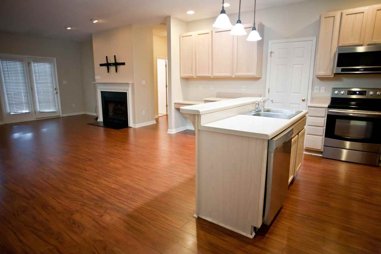 102 Chesapeake Way - Photo 3 of 25