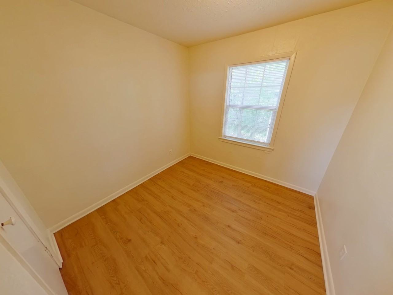 1606 1/2 S Martinson St #1 - Photo 4 of 5