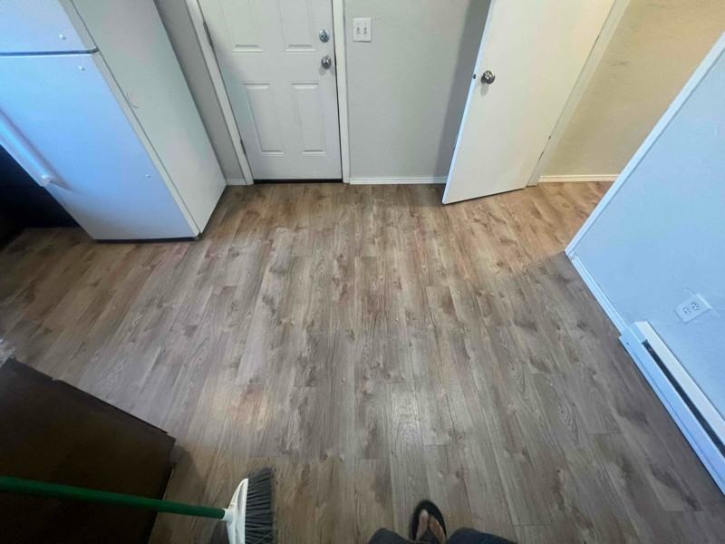 618 Berkshire St - Photo 4 of 11