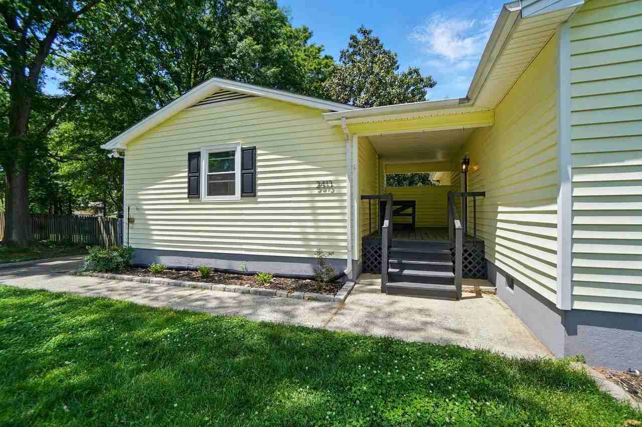 2413 Hoffman St - Photo 2 of 49