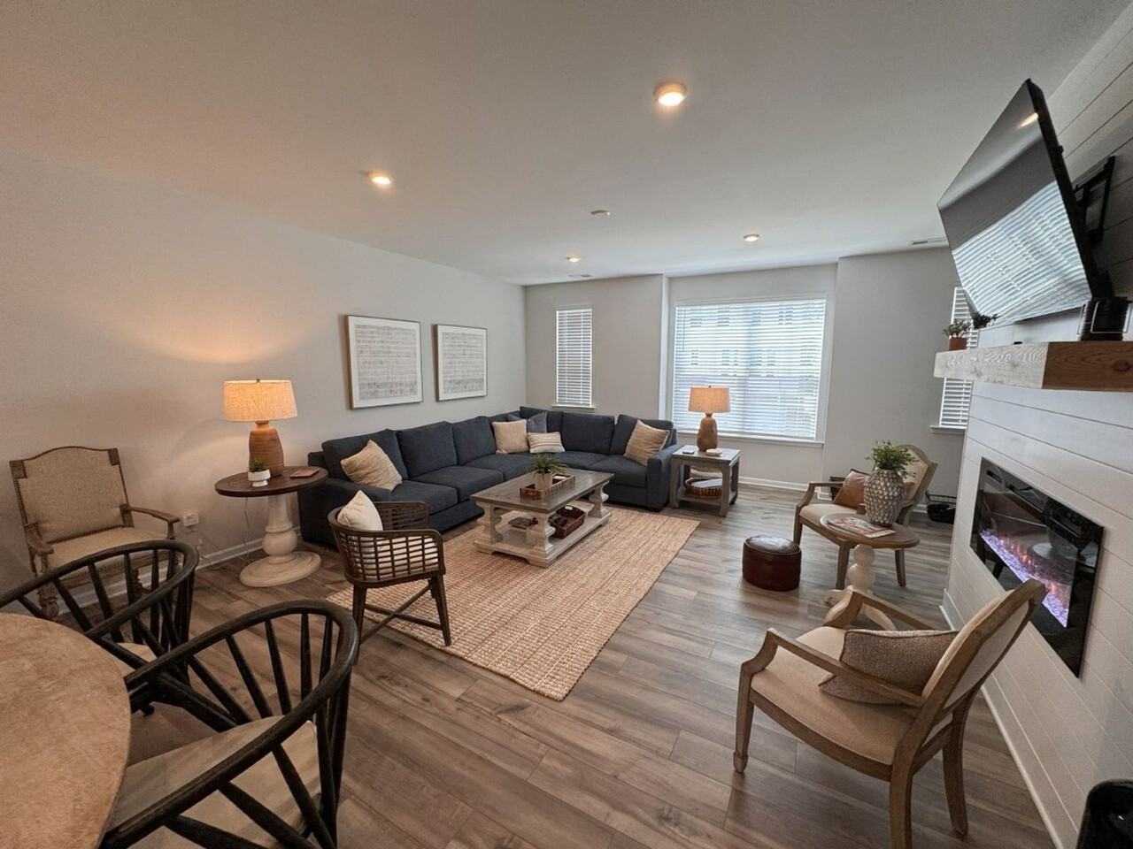 4326 Reed Creek Dr - Photo 5 of 19