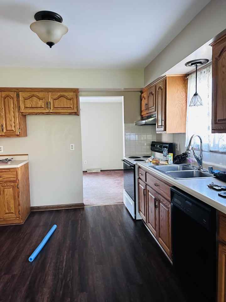 7451 Highview Dr #7451 - Photo 2 of 6