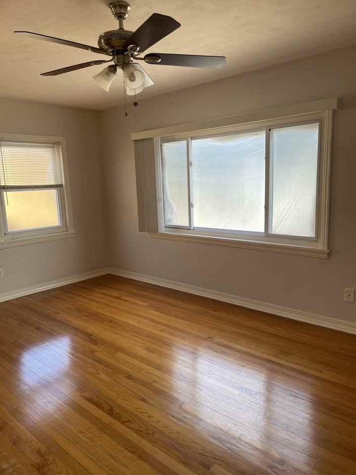 717 Woodward St #NA - Photo 2 of 9