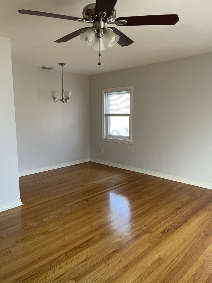 717 Woodward St #NA - Photo 3 of 9