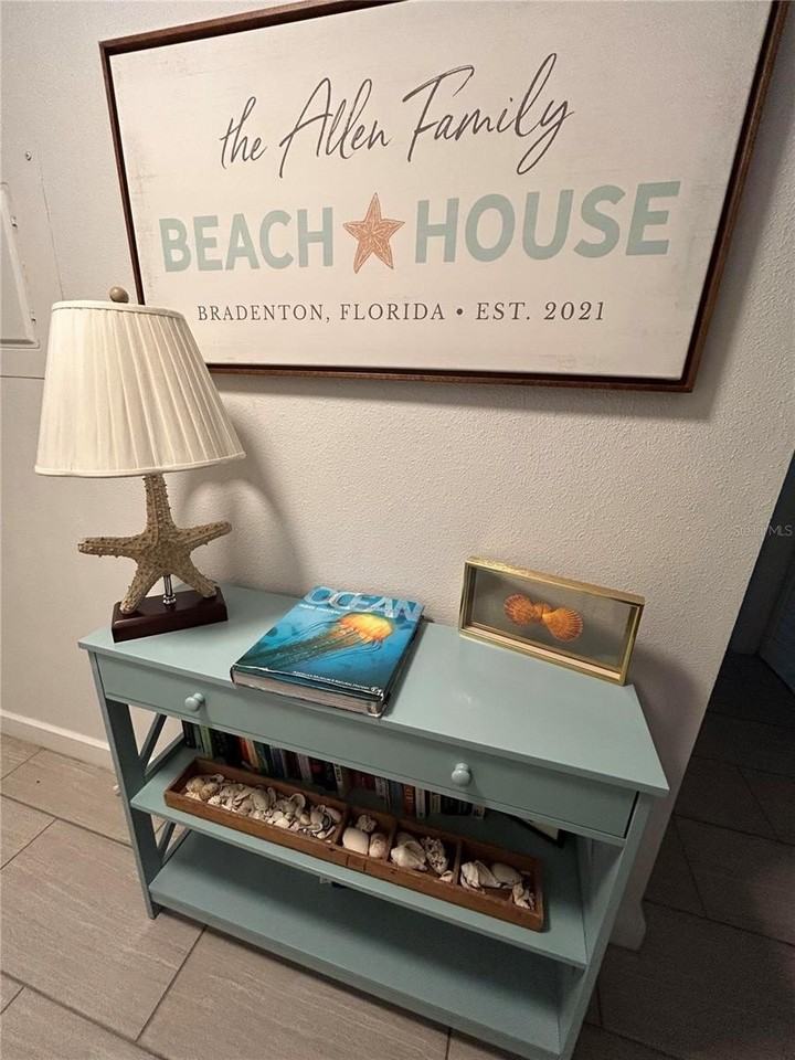 6301 Manatee Ave W - Photo 2 of 27