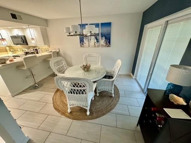 6301 Manatee Ave W - Photo 7 of 27