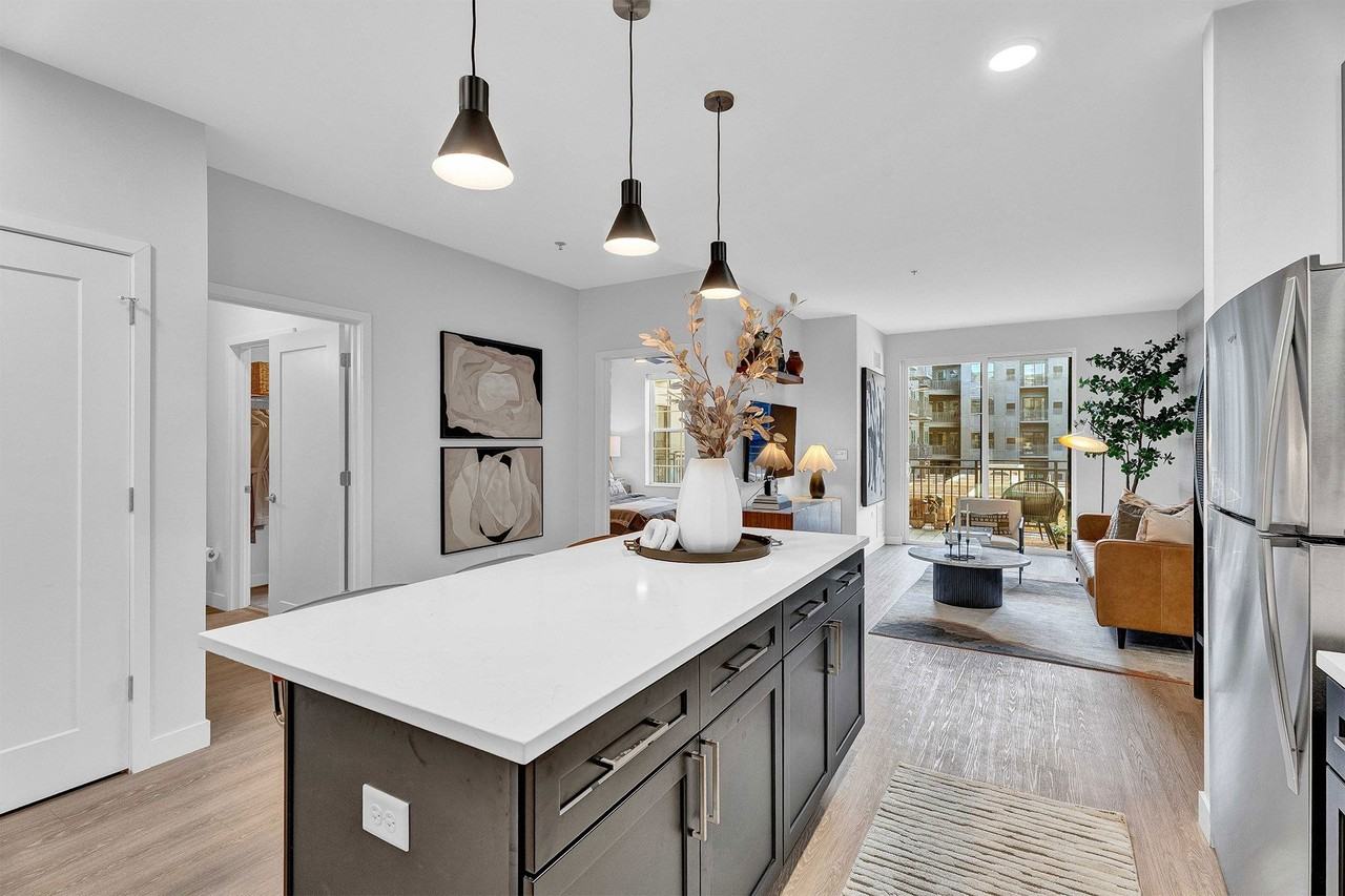 Metro 19 Apartments - Photo 5 of 47