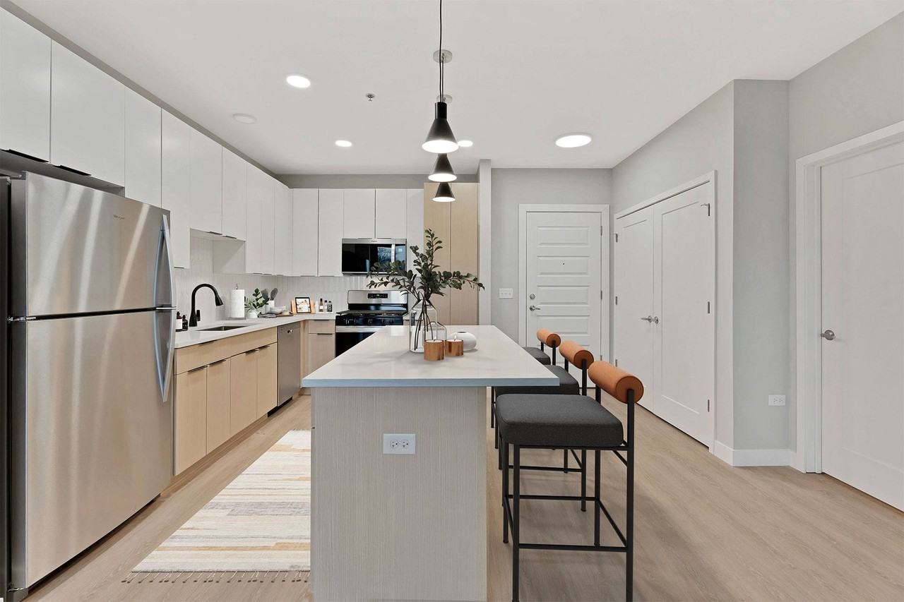 Metro 19 Apartments - Photo 6 of 47