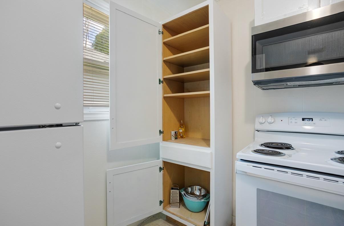 Saint Charles St - Photo 5 of 15