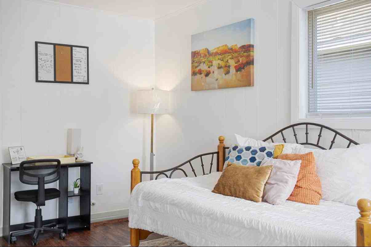 Saint Charles St - Photo 6 of 15